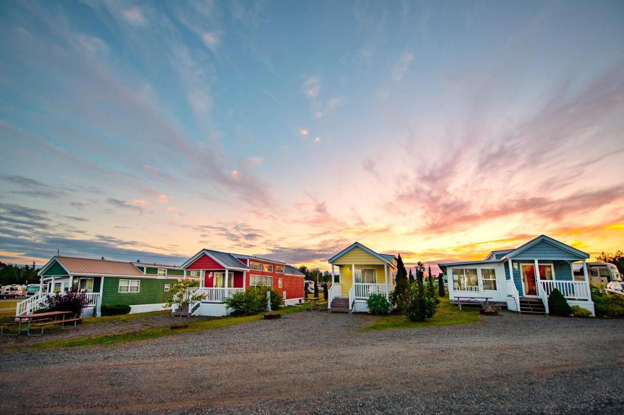Narrows Too Camping Resort Cottage 11 Trenton Exteriör bild